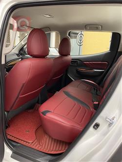 میتسوبیشی L200